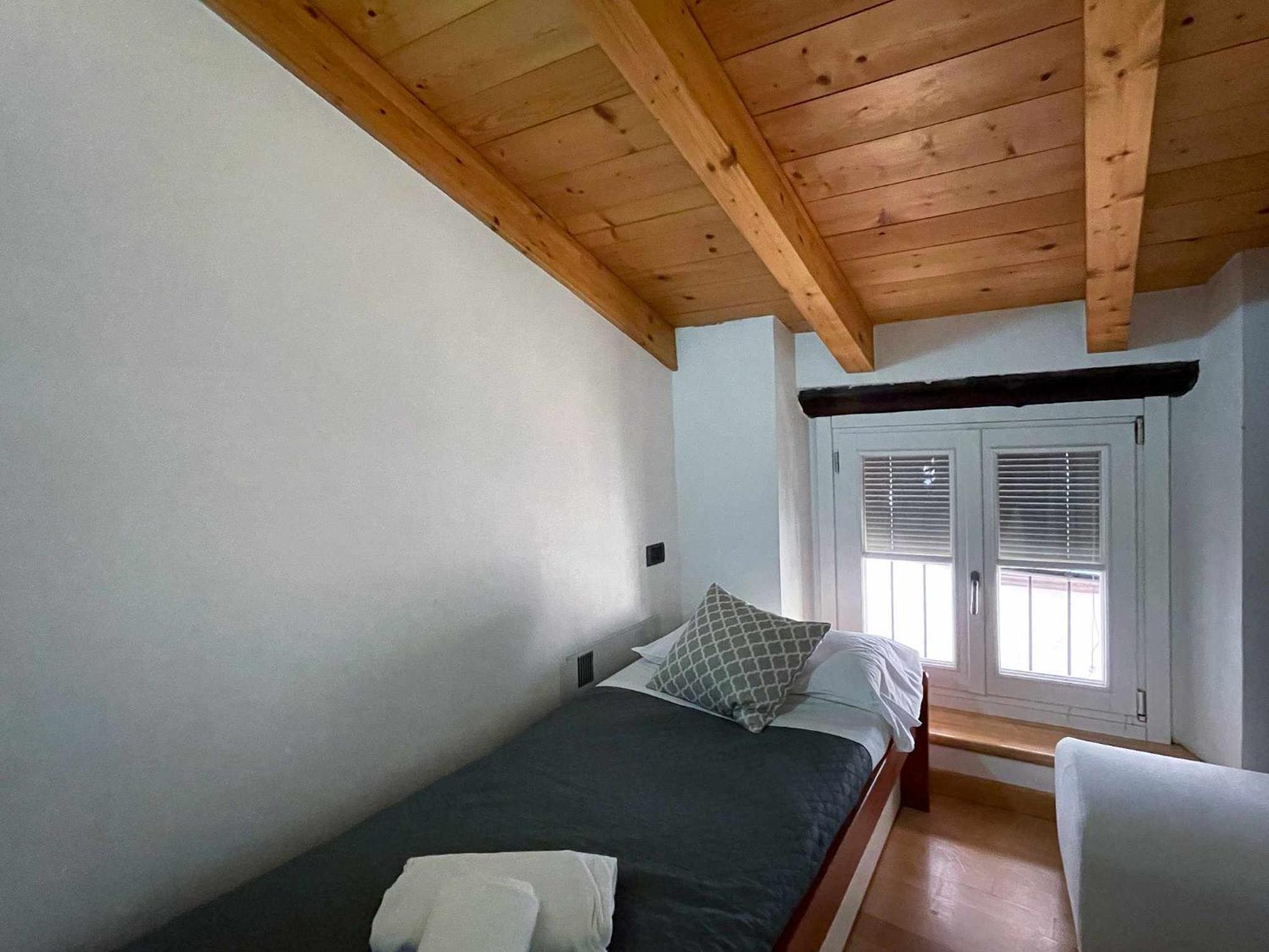 Plinio Center Town Apartment เบลลาโจ ภายนอก รูปภาพ
